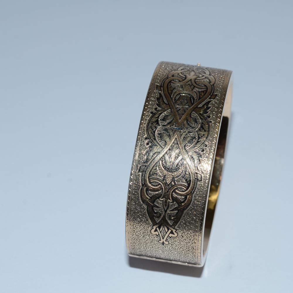 Hinge Bangle