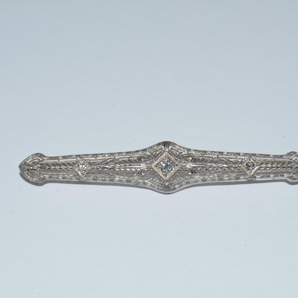 Diamond Gold Pin
