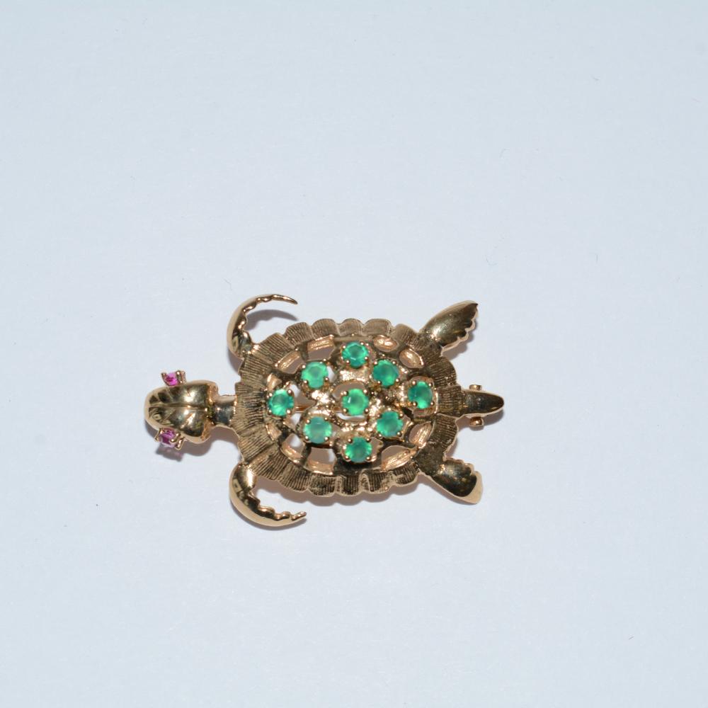 Emerald Turtle Pin