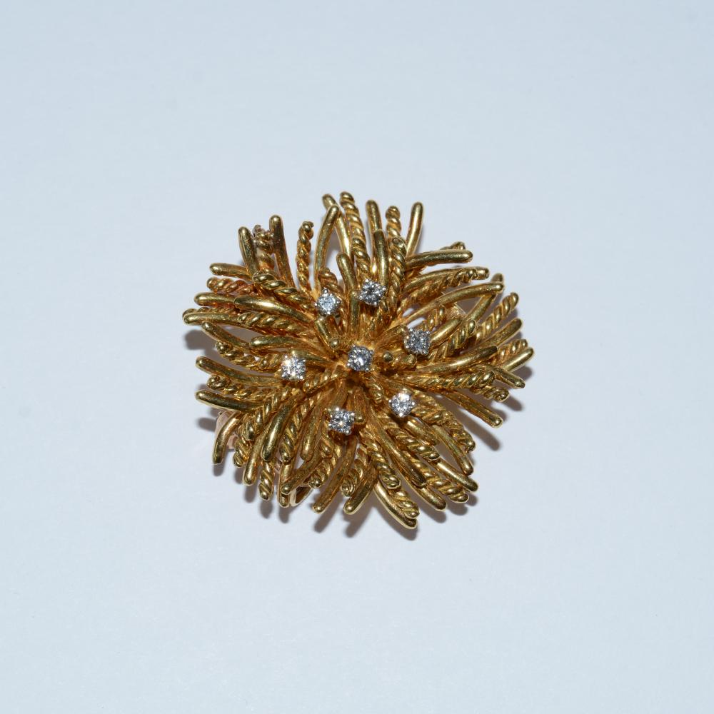 Yellow Gold Diamond Pin