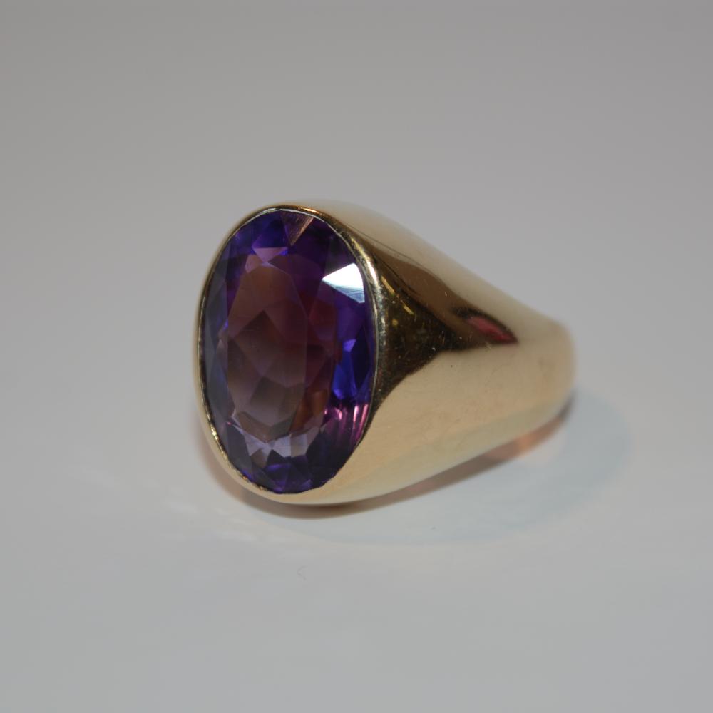 Amethyst Gold Ring