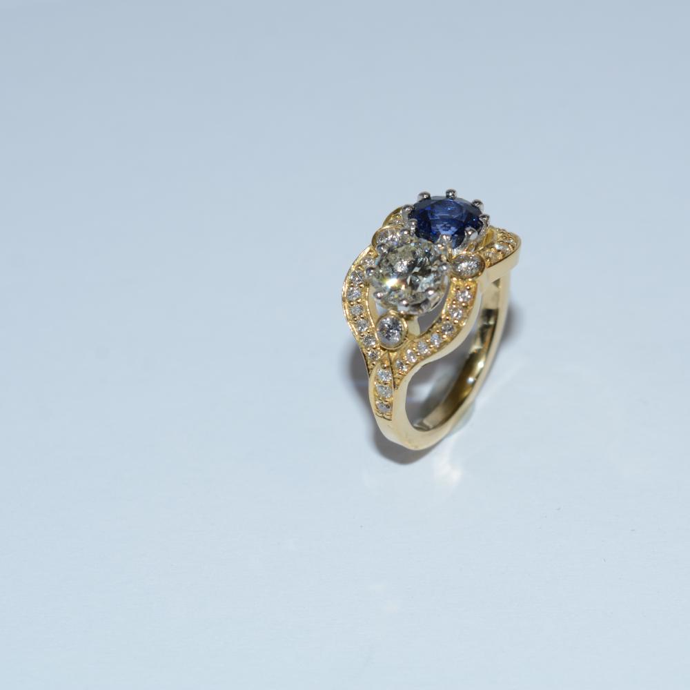 Diamond Sapphire Ring