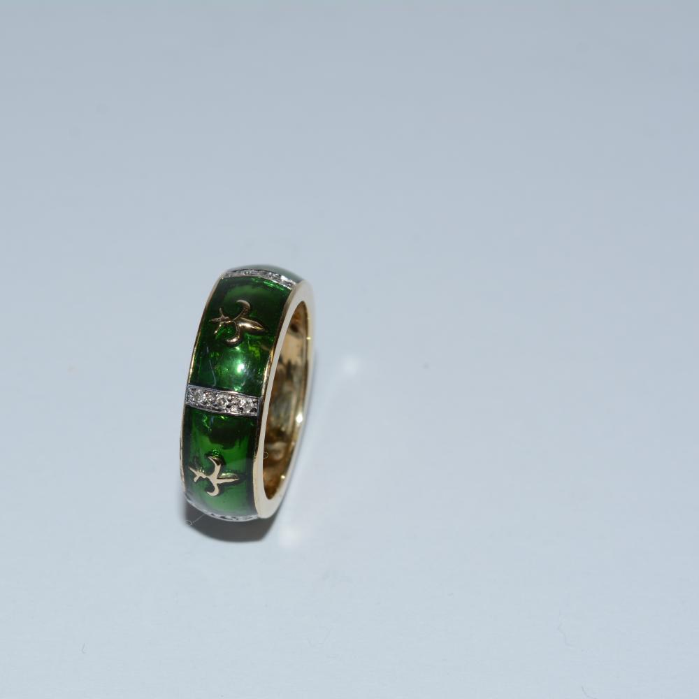 Enamel Ring